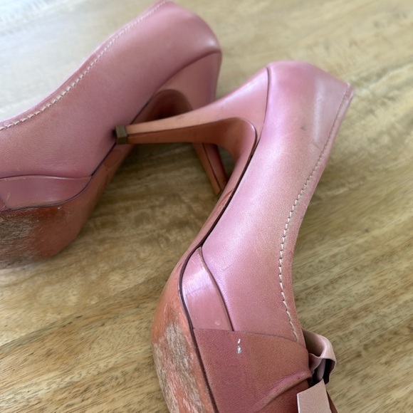 Miu Miu Peep-toe Bow Aged Pink Heels sz 39/ Us 8-8.5 ECU - Picture 14 of 16